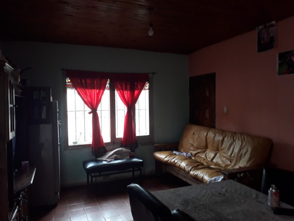 Vendo Casa con Dos Departamentos 
