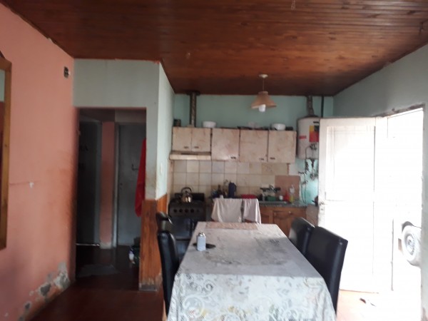 Vendo Casa con Dos Departamentos 