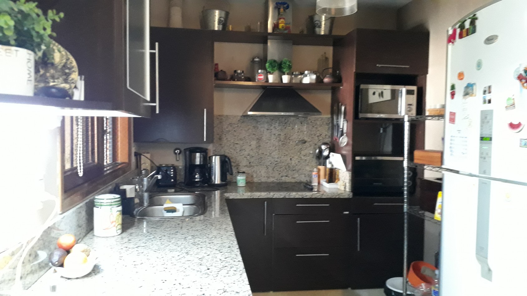 BAJA DE PRECIO - OPORTUNIDAD CASA CON PILETA ( Antes USD 200.000 - Hoy USD 190.000)