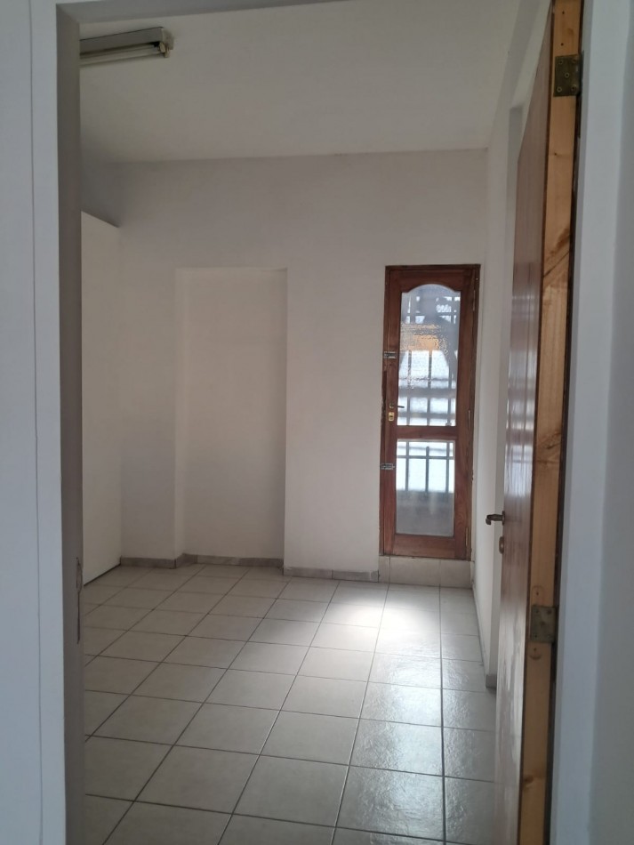 Alquiler de local comercial - Ubicacion y seguridad