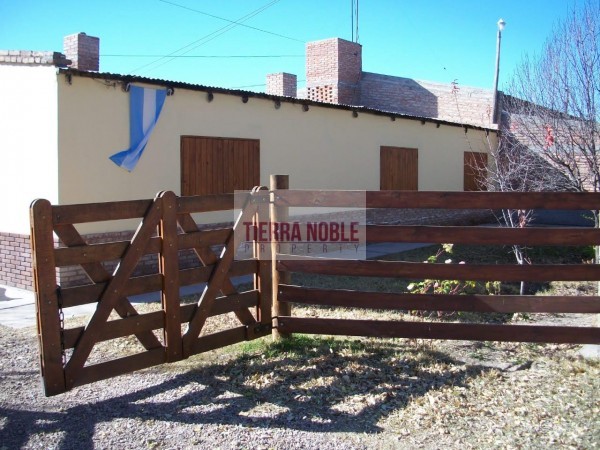 Vendo finca con galpon en Rama Caida