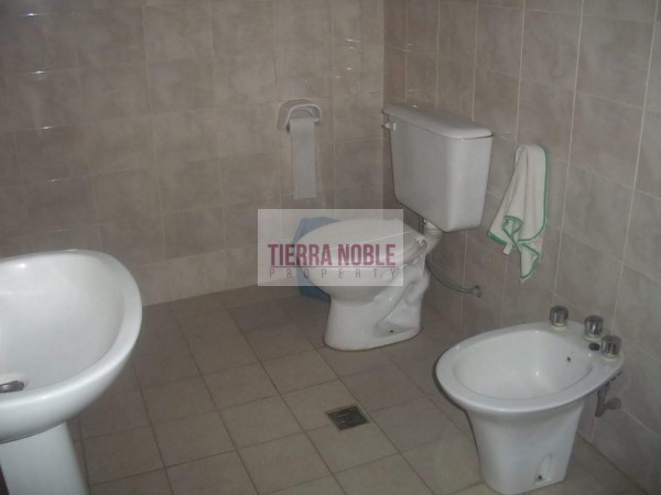 Vendo finca con galpon en Rama Caida