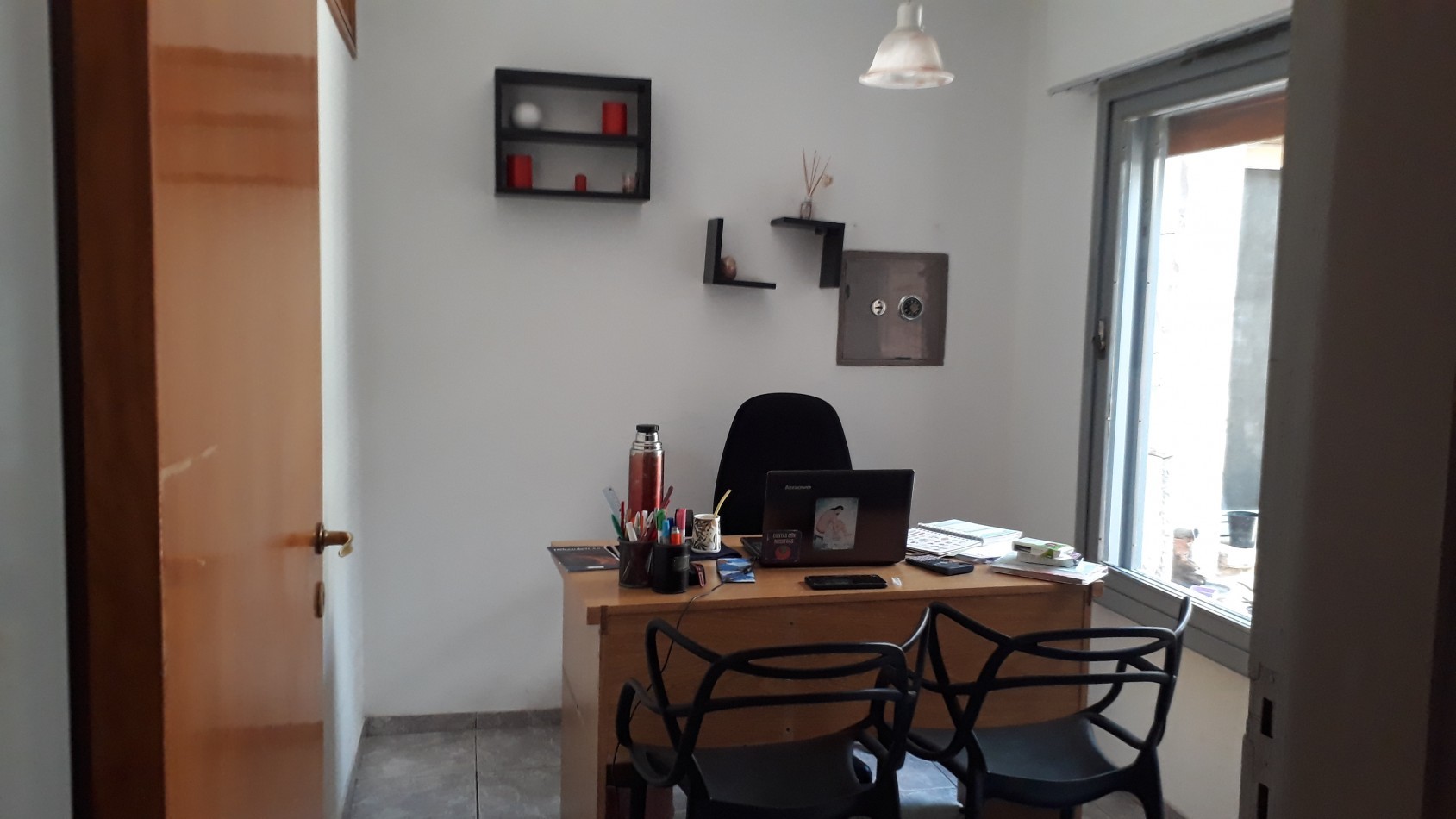Vendo Casa Centrica tres dormitorios 